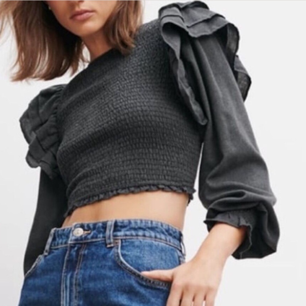 Zara Women L Gray Cotton Blend Boho Peasant Long Sleeve Ruffle Smocked Crop Top